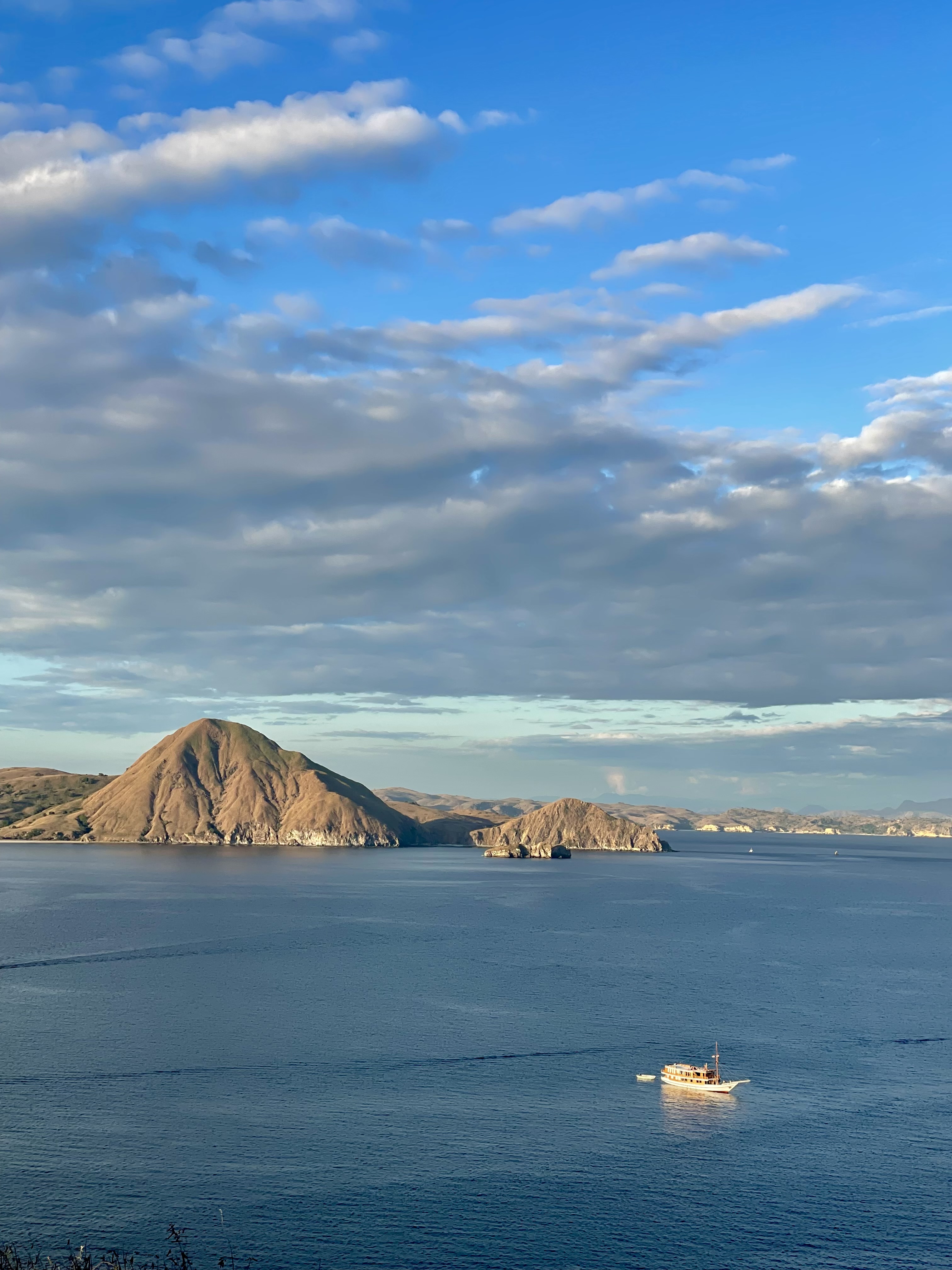 Komodo sea